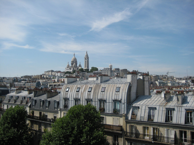 Les mat&eacute;riaux composant votre toiture sont parfois r&eacute;gis par le PLU de votre ville